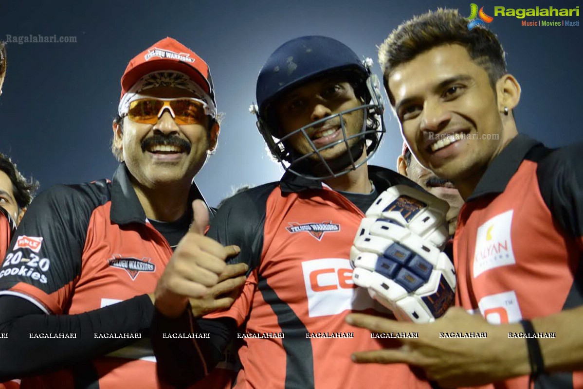 CCL 3: Telugu Warriors and Mumbai Heroes Team at LB Stadium, Hyderabad