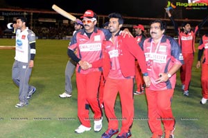 CCL 3 Telugu Warriors Team at LB Staidum, Hyderabad