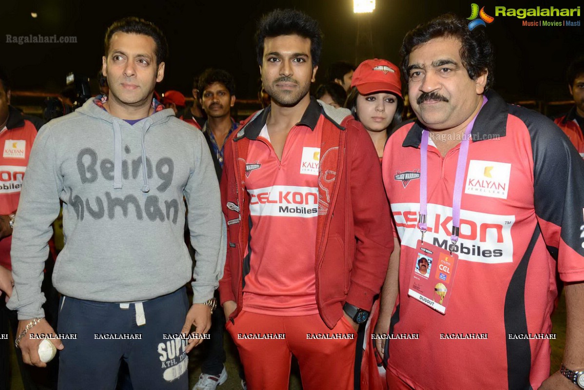 CCL 3: Telugu Warriors and Mumbai Heroes Team at LB Stadium, Hyderabad