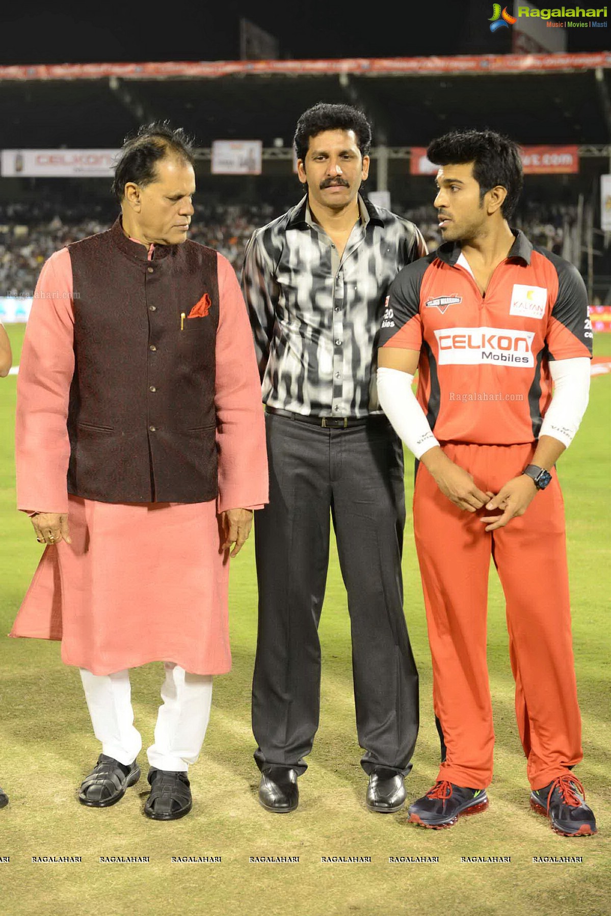 CCL 3: Telugu Warriors and Mumbai Heroes Team at LB Stadium, Hyderabad