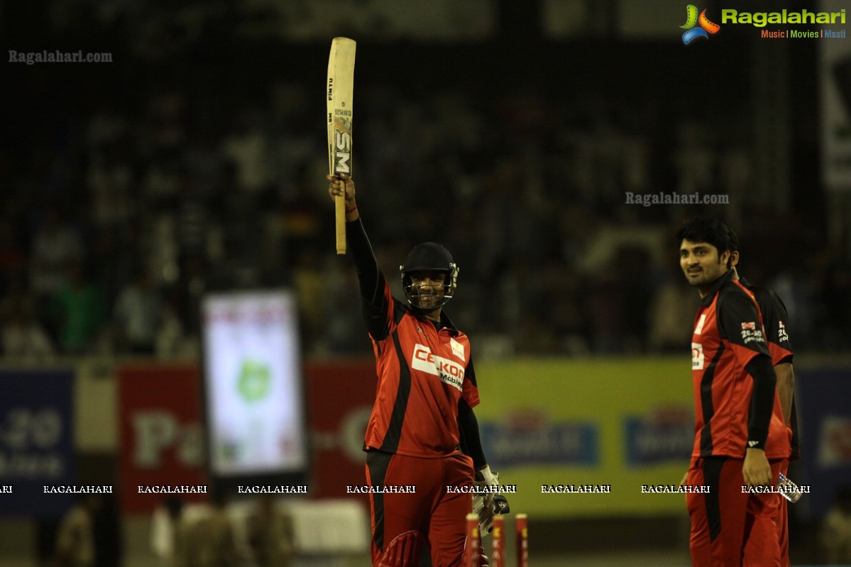 CCL 3: Telugu Warriors and Mumbai Heroes Team at LB Stadium, Hyderabad