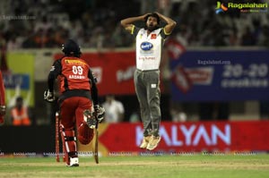 CCL 3 Telugu Warriors Team at LB Staidum, Hyderabad