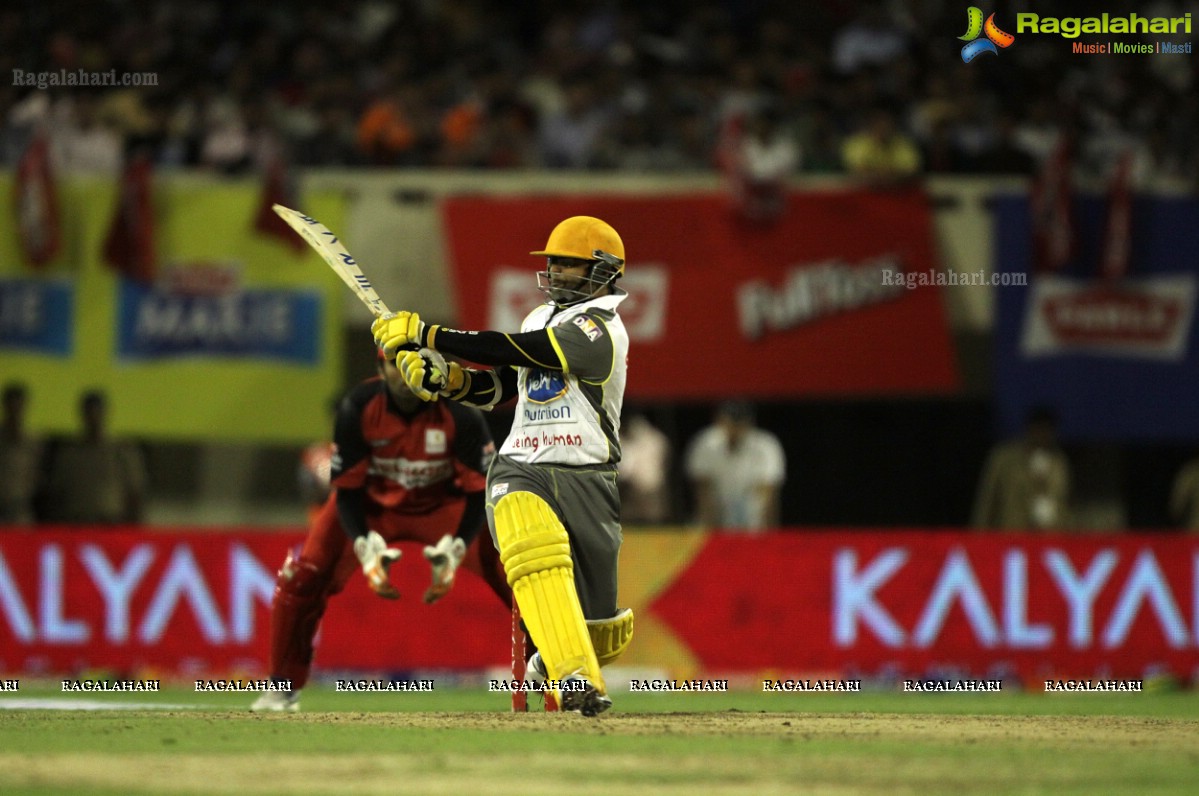 CCL 3: Telugu Warriors and Mumbai Heroes Team at LB Stadium, Hyderabad