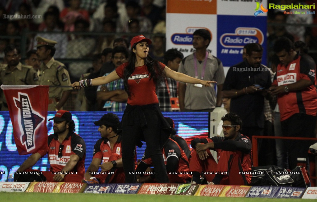 CCL 3: Telugu Warriors and Mumbai Heroes Team at LB Stadium, Hyderabad