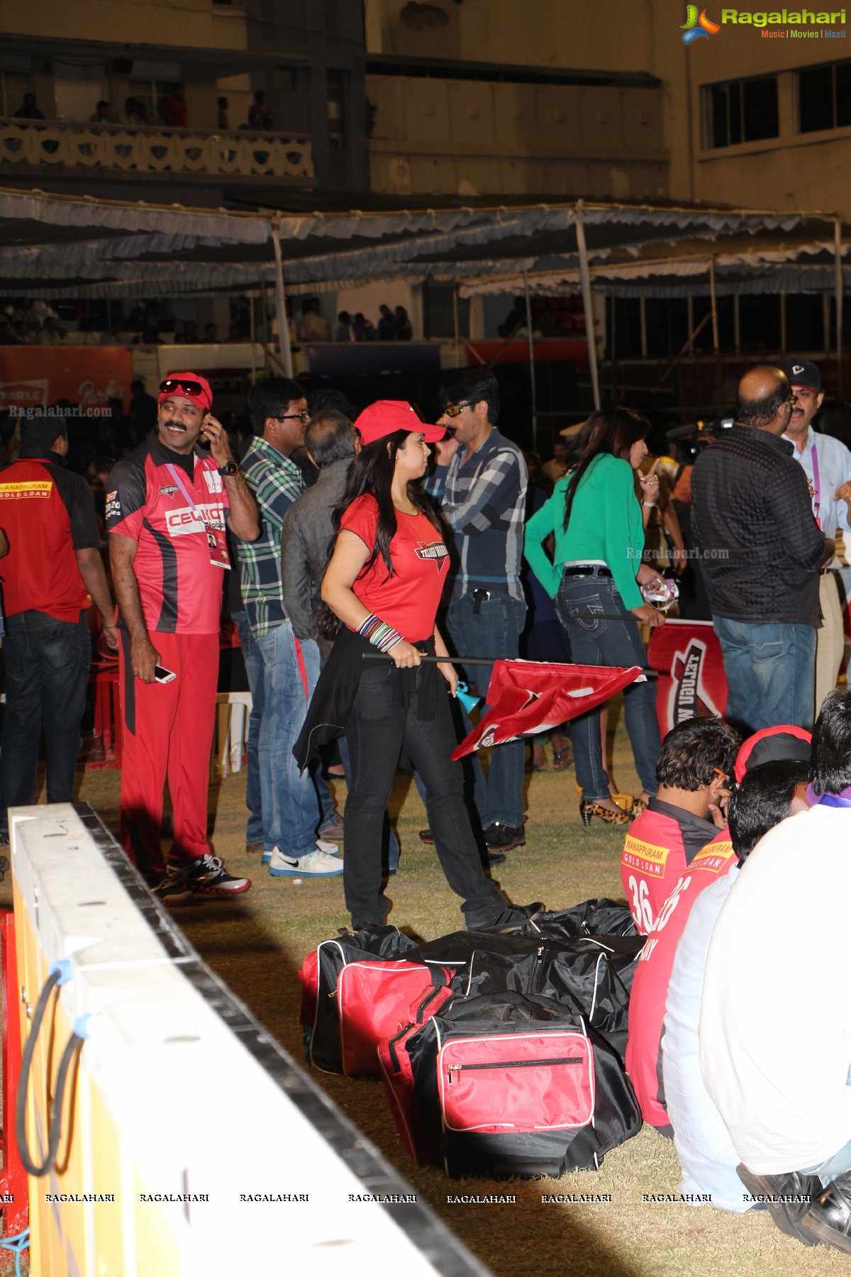 CCL 3: Telugu Warriors Vs Mumbai Heroes Match (Set 2)