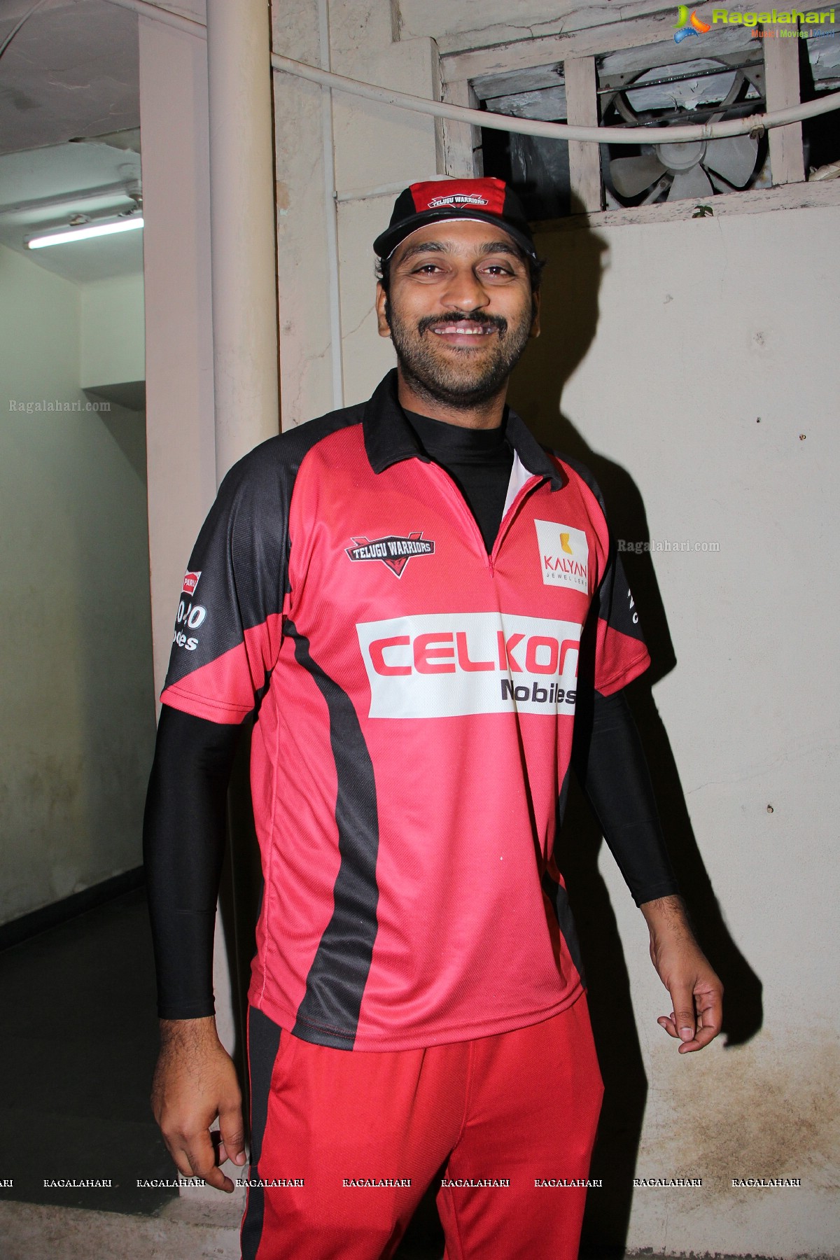 CCL 3: Telugu Warriors Vs Mumbai Heroes Match (Set 2)