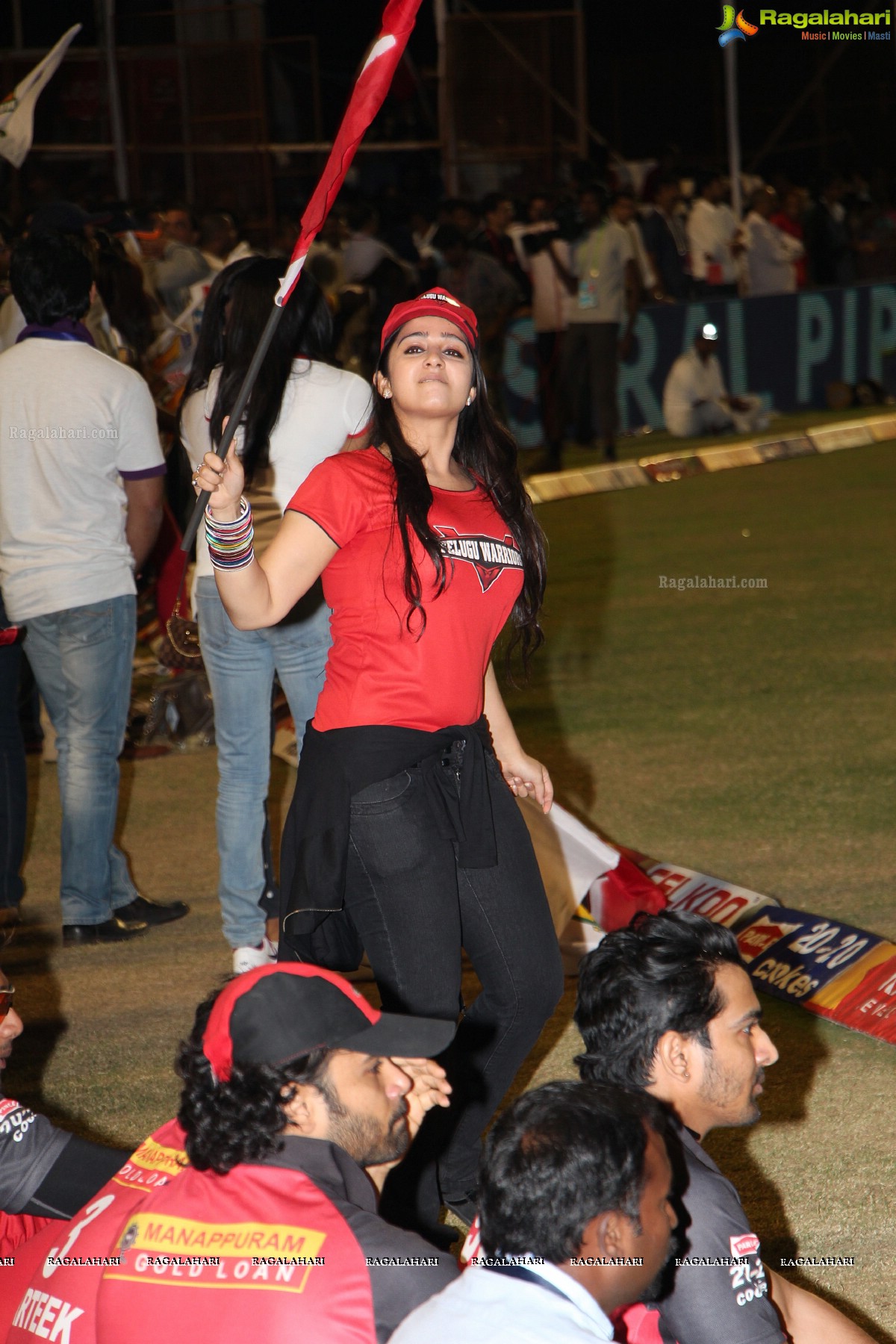 CCL 3: Telugu Warriors Vs Mumbai Heroes Match (Set 2)