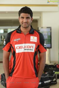 CCL 2013 Telugu Warriors Team Photos