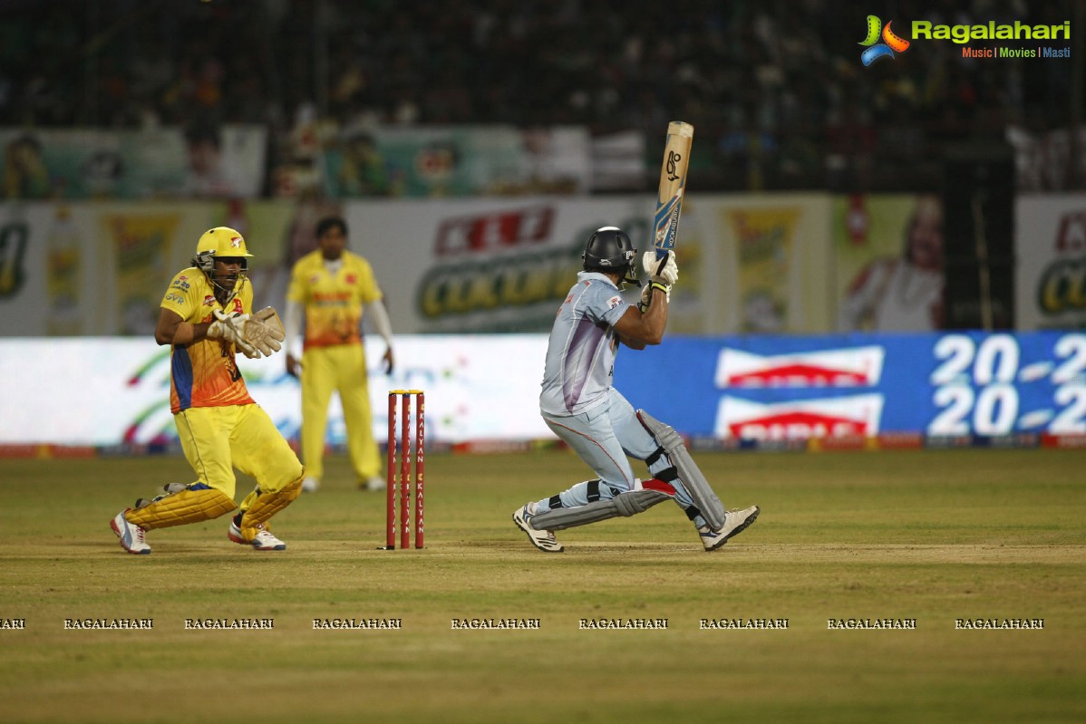 CCL 3: Chennai Rhinos Vs Bhojpuri Dabangs Match (Set 2)