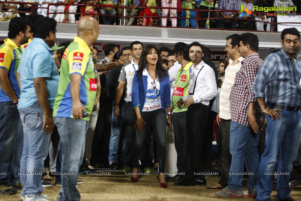 CCL 3 : Kerala Strikers Vs Mumbai Heroes Match