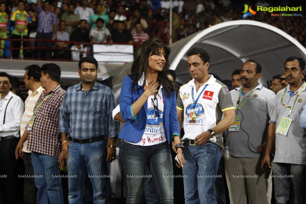 CCL 3 : Kerala Strikers Vs Mumbai Heroes Match