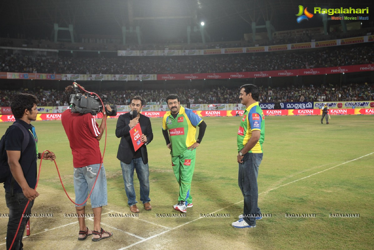 CCL 3 : Kerala Strikers Vs Mumbai Heroes Match