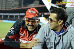 CCL 3 Salman Khan with Venkatesh