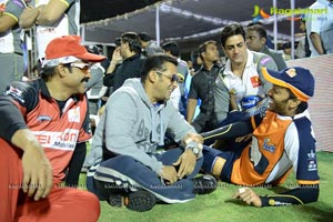 CCL 3 Salman Khan with Venkatesh