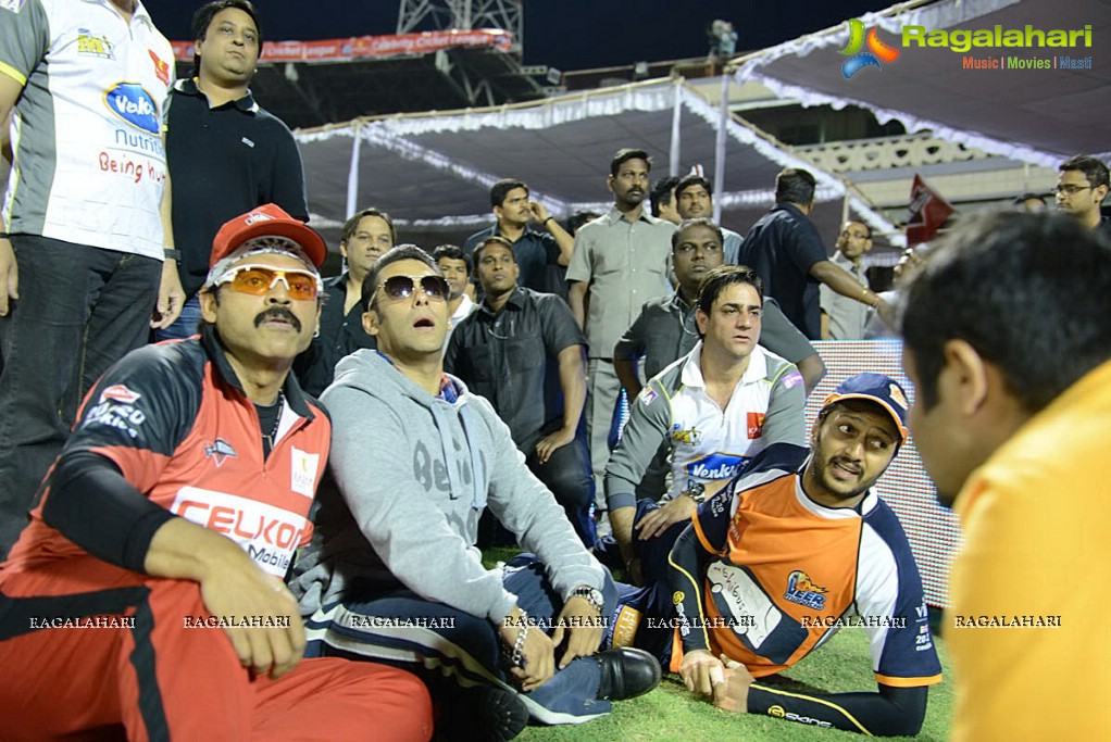 CCL 3: Telugu Warriors and Mumbai Heroes Good Times