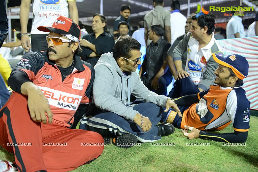 CCL 3: Telugu Warriors and Mumbai Heroes Good Times