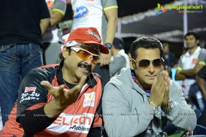 CCL 3 Salman Khan with Venkatesh