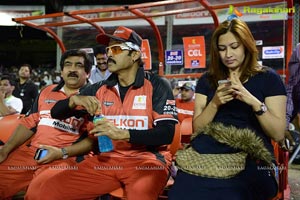 CCL 3 Salman Khan with Venkatesh