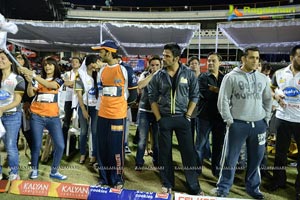 CCL 3 Salman Khan with Venkatesh