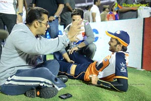 CCL 3 Salman Khan with Venkatesh