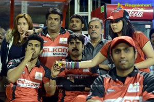 CCL 3 Salman Khan with Venkatesh