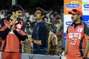 CCL 3 Salman Khan with Venkatesh