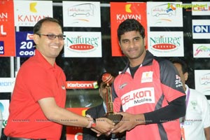 CCL 3: Telugu Warriors Vs Karnataka Bulldozers Match