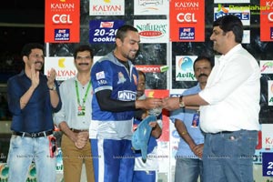 CCL 3: Telugu Warriors Vs Karnataka Bulldozers Match