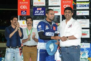 CCL 3: Telugu Warriors Vs Karnataka Bulldozers Match