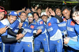 CCL 3: Telugu Warriors Vs Karnataka Bulldozers Match