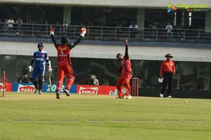 CCL 3: Telugu Warriors Vs Karnataka Bulldozers Match