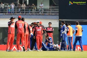 CCL 3: Telugu Warriors Vs Karnataka Bulldozers Match