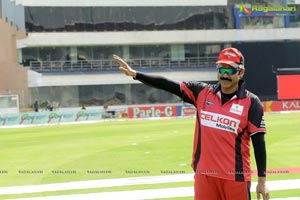 CCL 3: Telugu Warriors Vs Karnataka Bulldozers Match