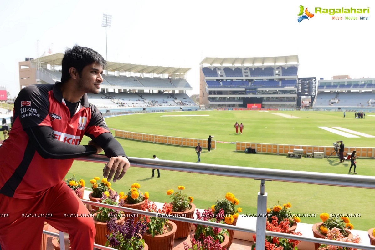 CCL 3: Telugu Warriors Vs Karnataka Bulldozers Match