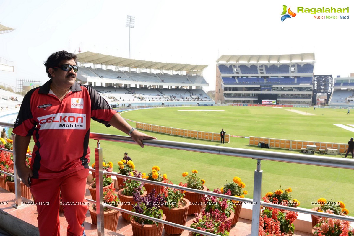 CCL 3: Telugu Warriors Vs Karnataka Bulldozers Match