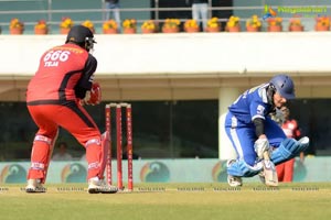 CCL 3: Telugu Warriors Vs Karnataka Bulldozers Match