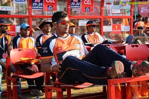 CCL 2013 Telugu Warriors Vs Mumbai Heroes Match Photos