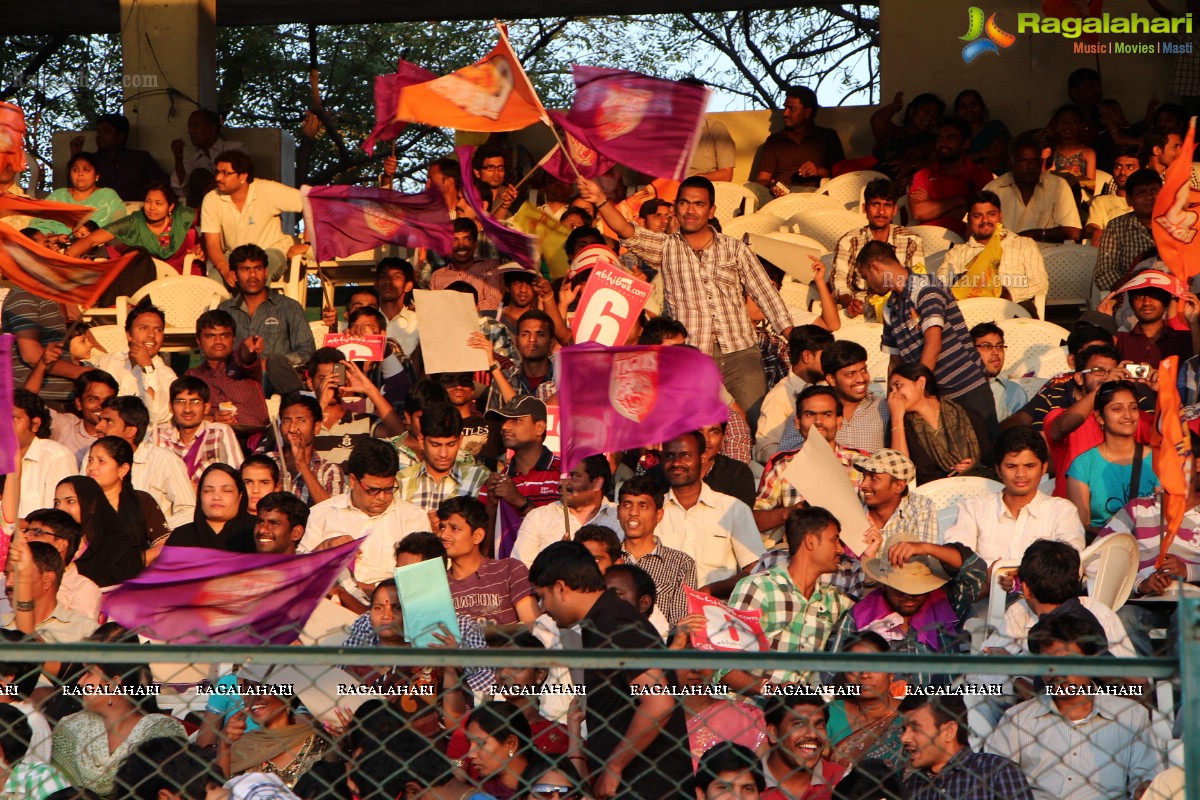 CCL 3: Telugu Warriors Vs Mumbai Heroes Match