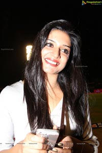 CCL 2013 Telugu Warriors Vs Mumbai Heroes Match Photos