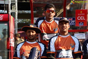 CCL 2013 Telugu Warriors Vs Mumbai Heroes Match Photos