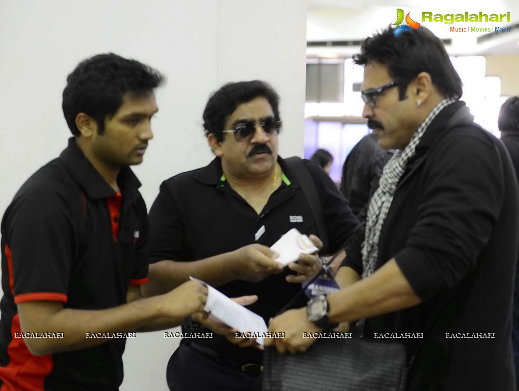 Celebrity Cricket League 3 Telugu Warriors Team Arrival at Kolkata