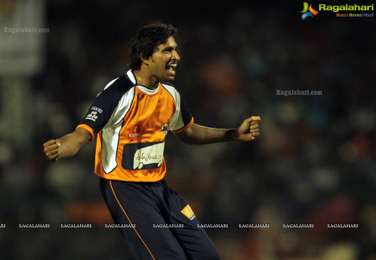 CCL 3: Veer Marathi Vs Bengal Tigers Match