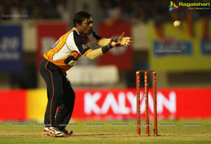 CCL 2013 Veer Marathi Vs Bengal Tigers Match Photos