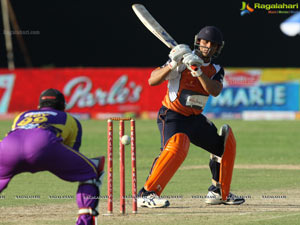 CCL 2013 Veer Marathi Vs Bengal Tigers Match Photos