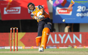 CCL 2013 Veer Marathi Vs Bengal Tigers Match Photos