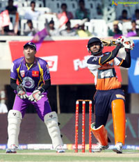 CCL 2013 Veer Marathi Vs Bengal Tigers Match Photos