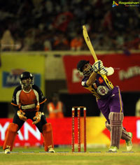 CCL 2013 Veer Marathi Vs Bengal Tigers Match Photos