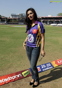 CCL 2013 Veer Marathi Vs Bengal Tigers Match Photos