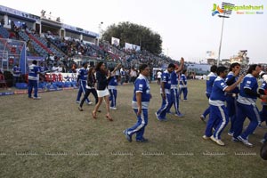 Celebrity Cricket League 2013