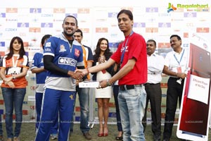 Celebrity Cricket League 2013